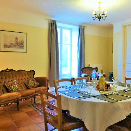Chateau Du Fraissinet, 6 Gites Sleeping 2-8 Guests, Pool And River On Site La Tronche  Bagian luar foto