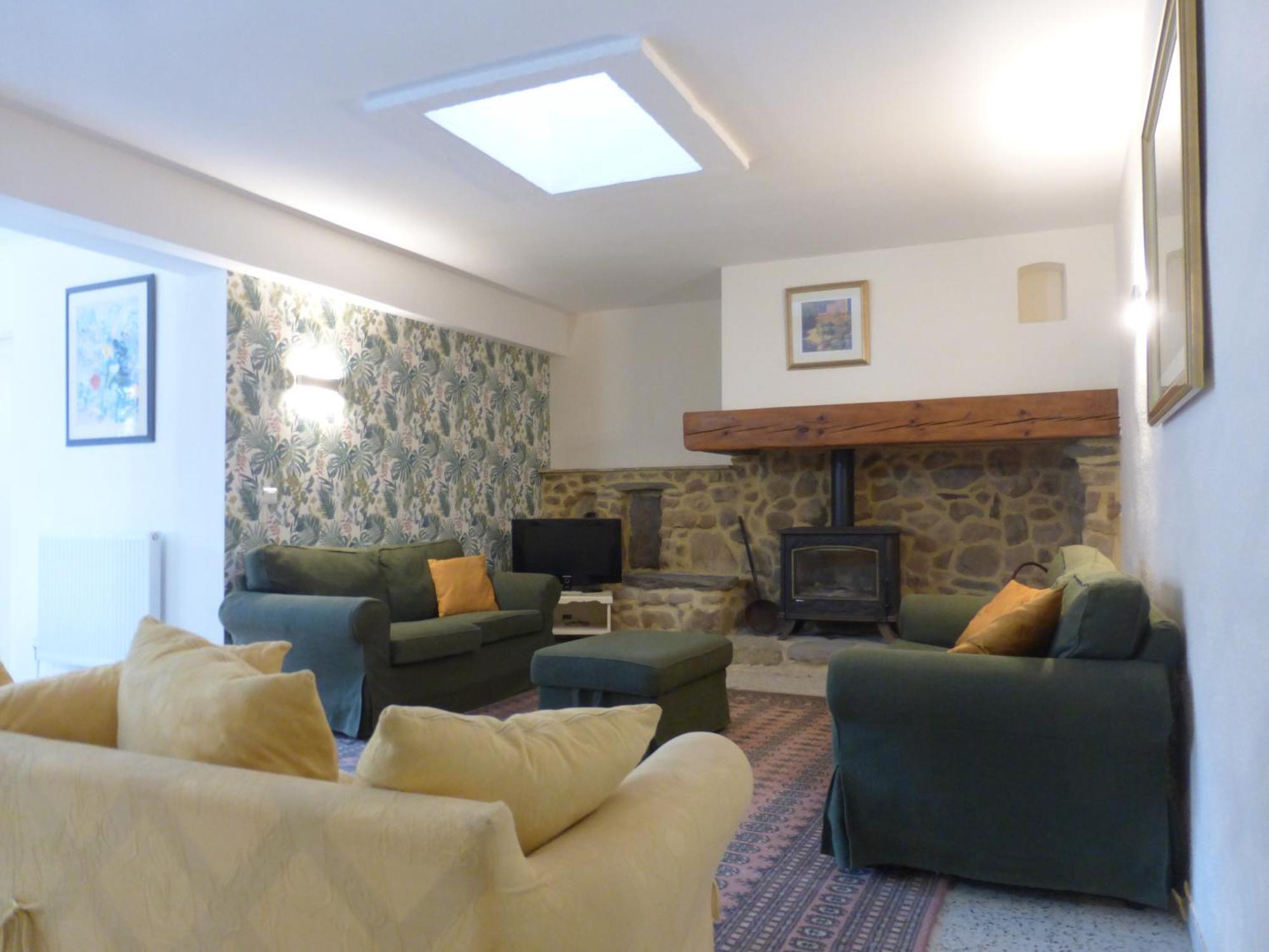 Chateau Du Fraissinet, 6 Gites Sleeping 2-8 Guests, Pool And River On Site La Tronche  Bagian luar foto
